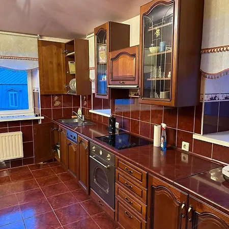 Elegant In Centre * リガ