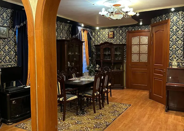 Апартаменти Elegant In Centre